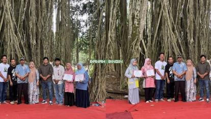 Penyerahan Sertifikat Outbound Beringin oleh Pejabat Wali...